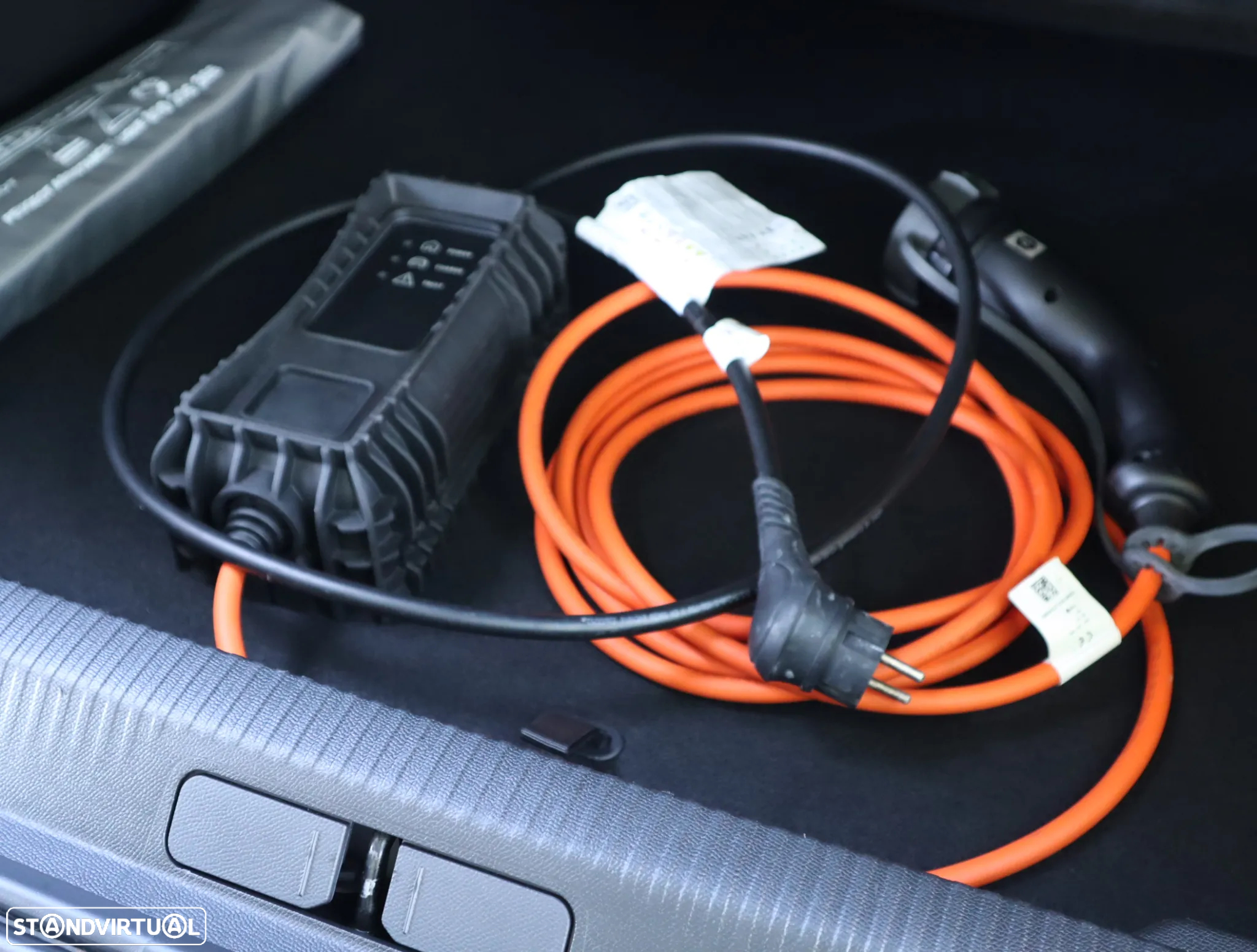 Peugeot e-2008 50 kWh Allure Pack - 59