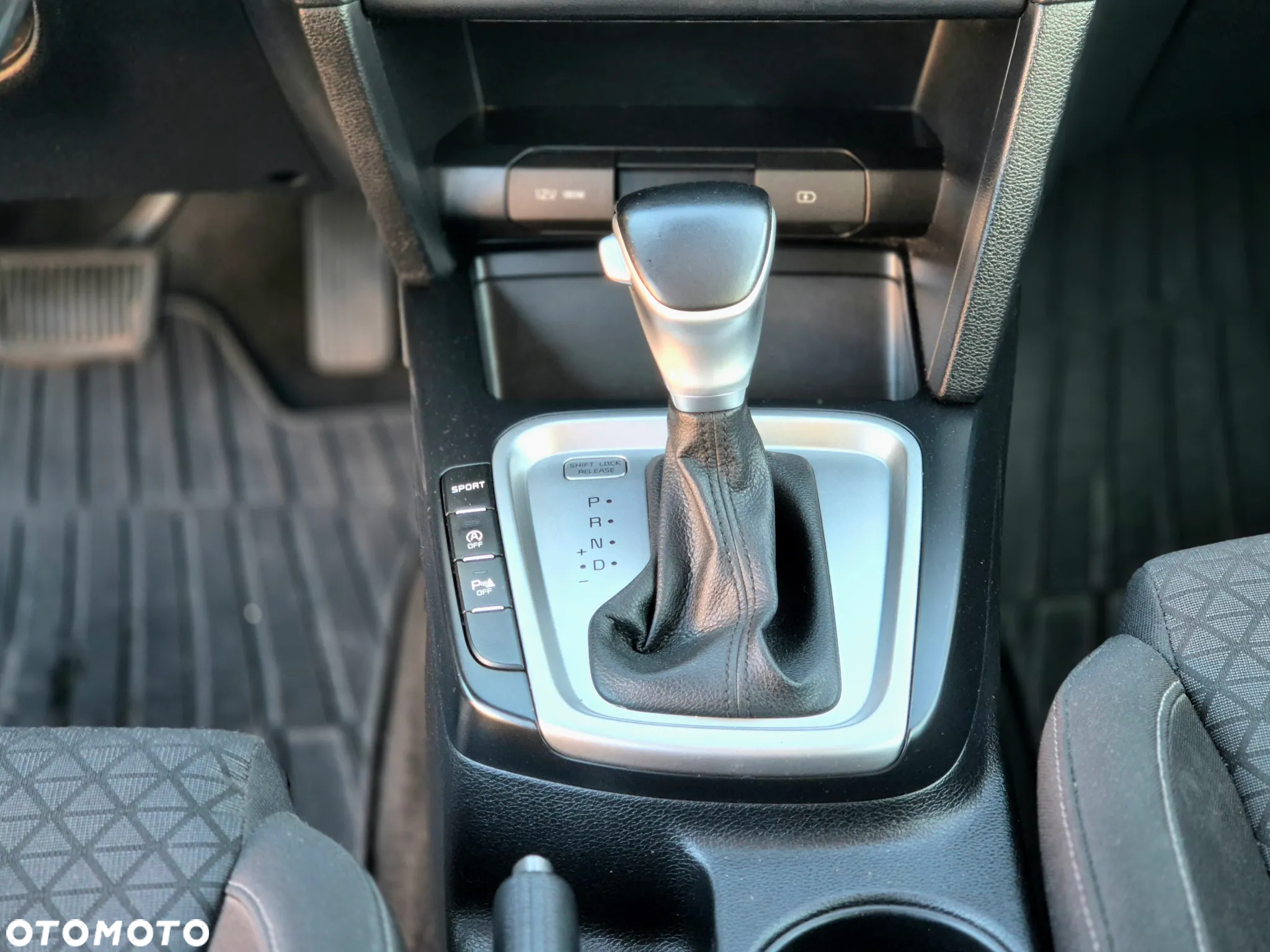 Kia Ceed 1.6 CRDi SCR M DCT - 7