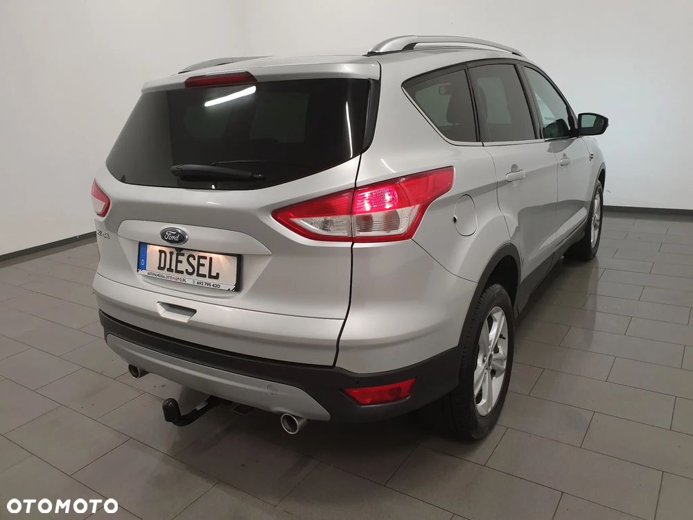 Ford Kuga - 30