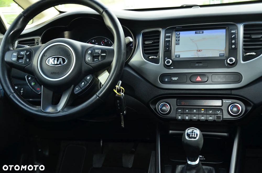 Kia Carens 1.7 CRDi XL - 25