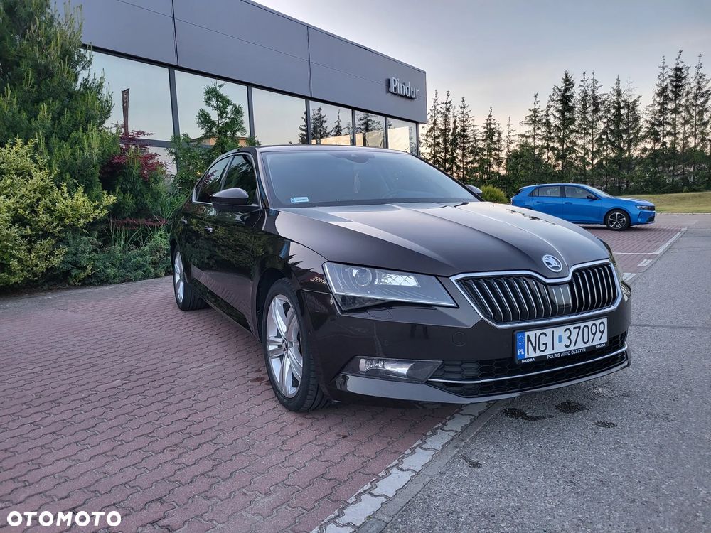 Skoda Superb 2.0 TDI Style DSG - 12
