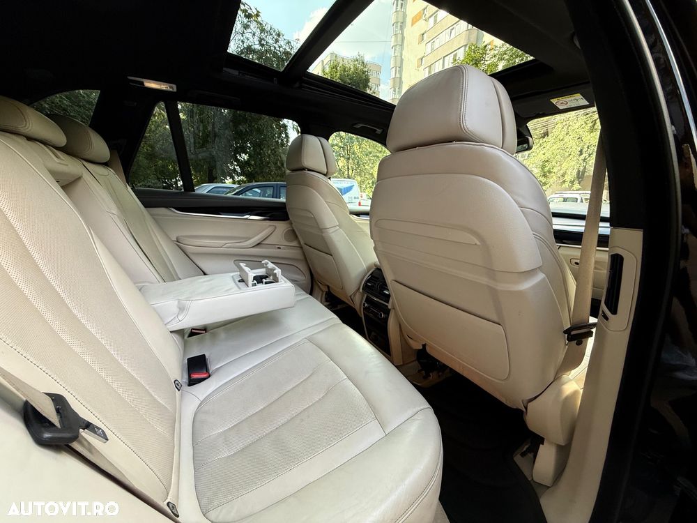 BMW X5 M M50d - 11