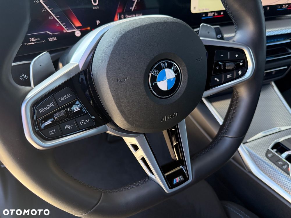 BMW Seria 3 330i xDrive M Sport - 37