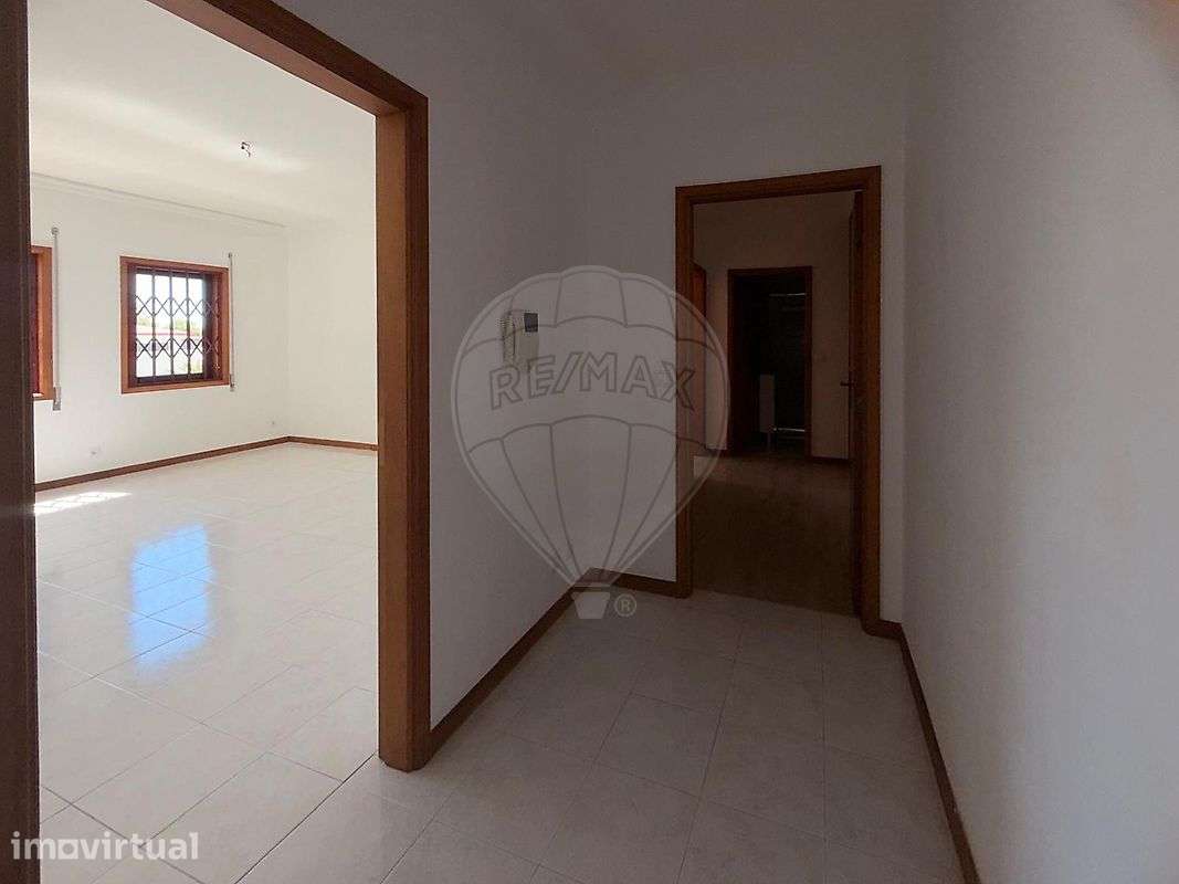 Apartamento T1 para arrendamento - Grande imagem: 3/25