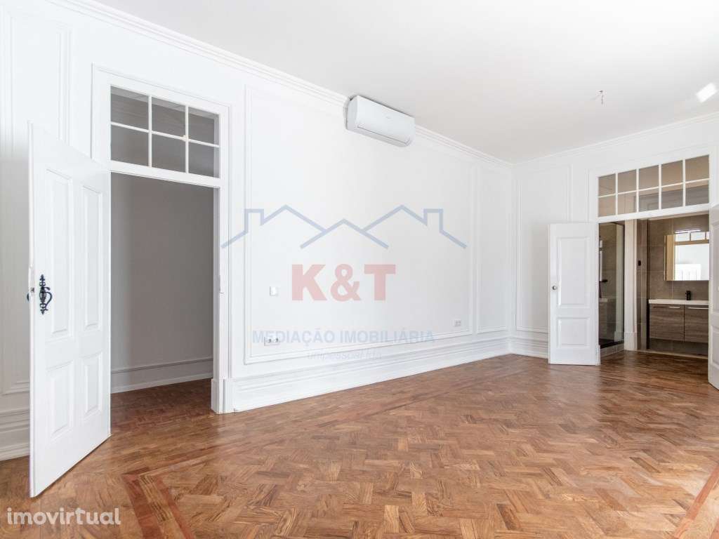 Palacete T11 totalmente remodelado - Zona Ribeirinha - Grande imagem: 4/60