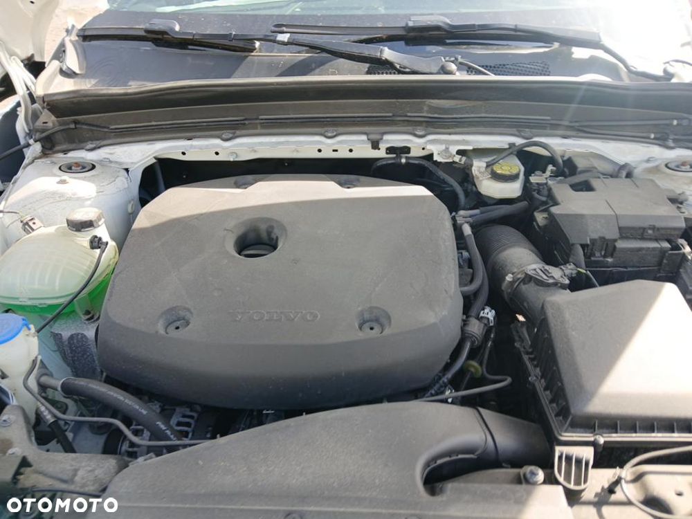 Volvo XC 40 T5 AWD Momentum - 36