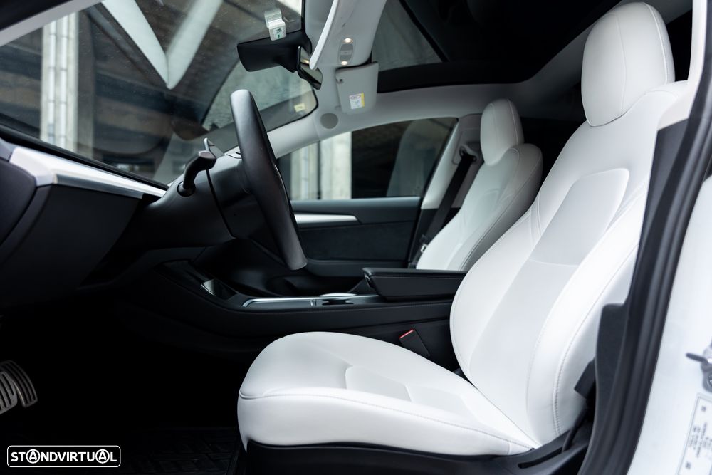 Tesla Model 3 Long Range AWD Dual Motor Performance - 26