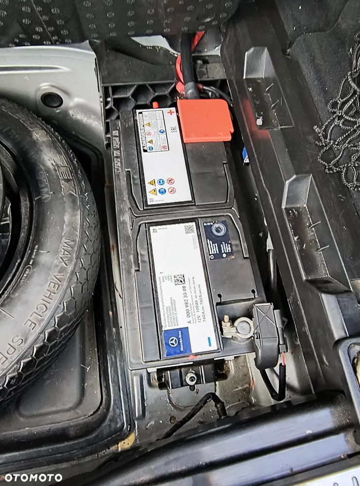 Mercedes-Benz Klasa C 220 CDI DPF Automatik Elegance - 19