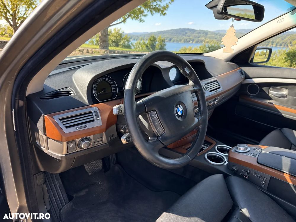 BMW Seria 7 - 6