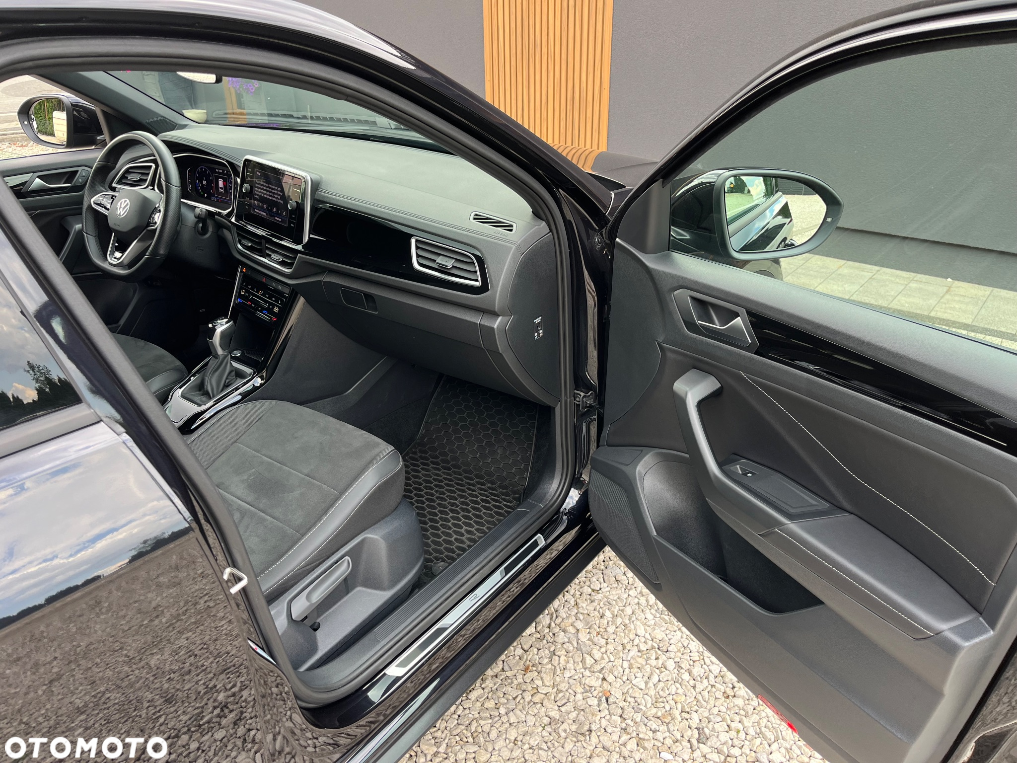 Volkswagen T-Roc 1.5 TSI R-Line DSG - 22