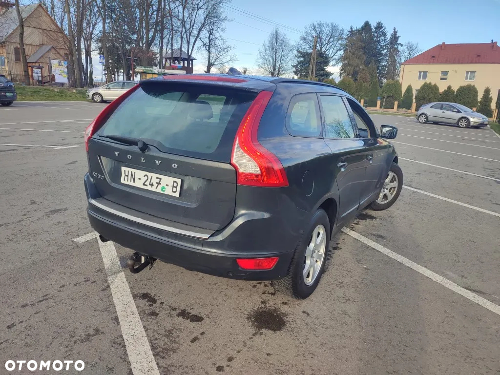 Volvo XC 60 D3 Momentum - 4