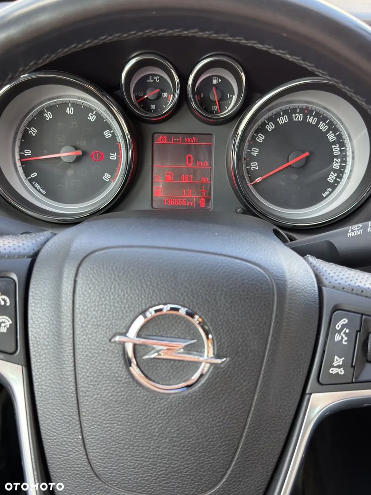 Opel Astra 1.4 T Sport - 8