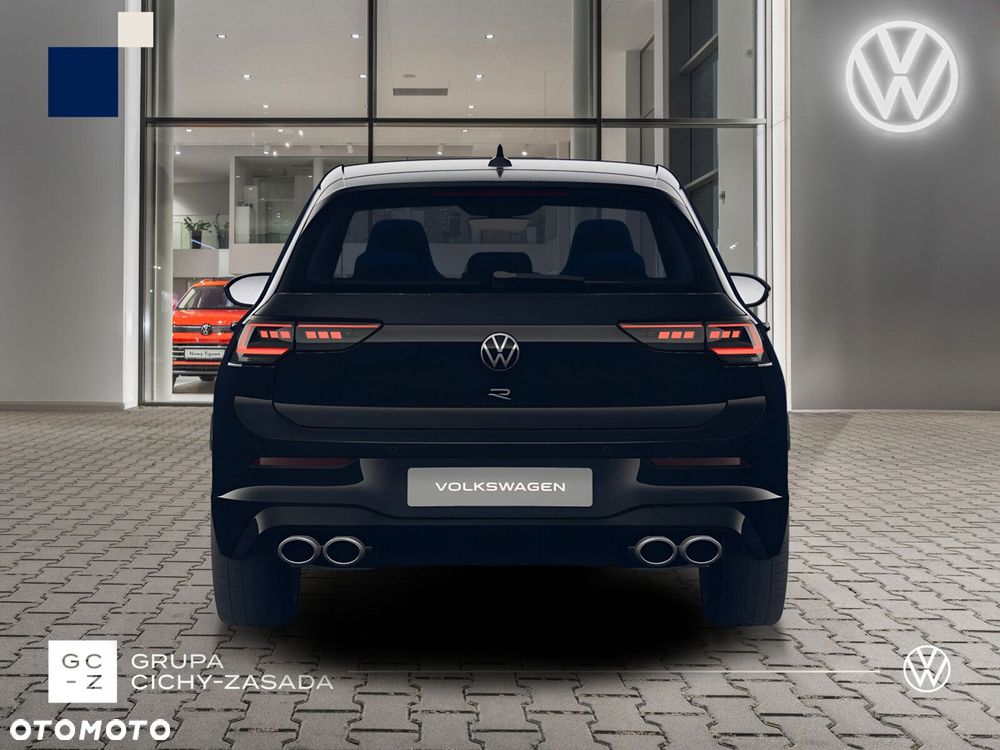 Volkswagen Golf - 5