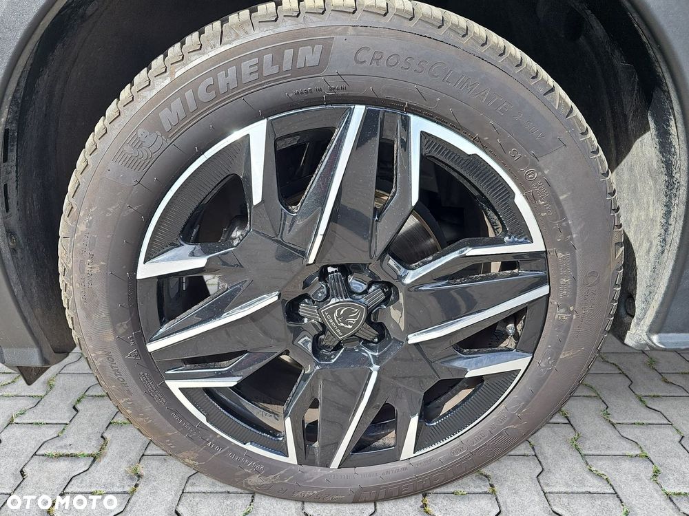 Peugeot 3008 1.2 PureTech mHEV GT S&S e-DCS6 - 9