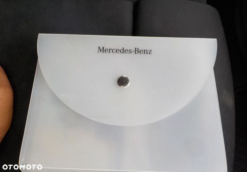 Mercedes-Benz Sprinter - 24