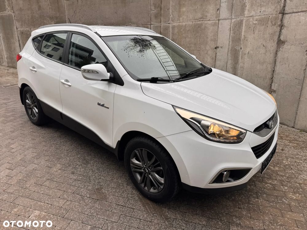 Hyundai ix35 blue 1.6 2WD Finale Gold - 17