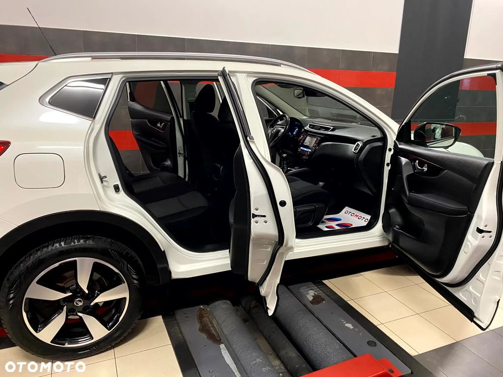 Nissan Qashqai 1.6 DIG-T 360 - 19