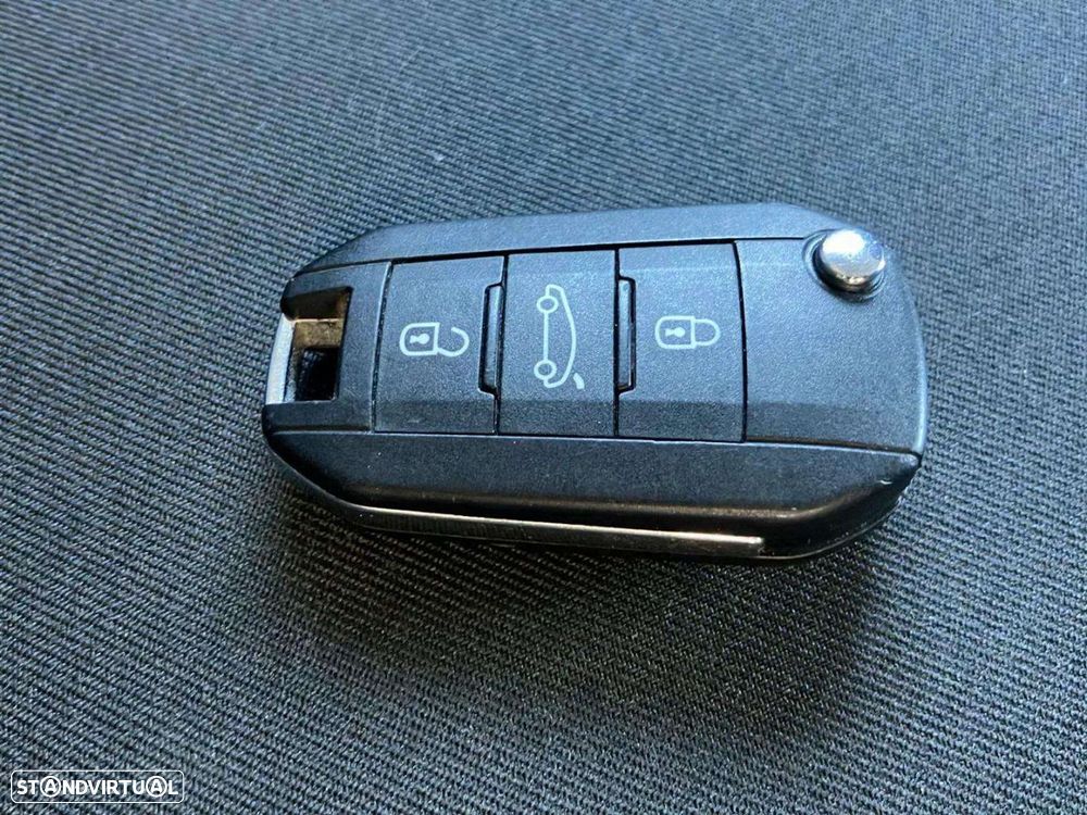 Opel Corsa 1.2 T Edition - 19