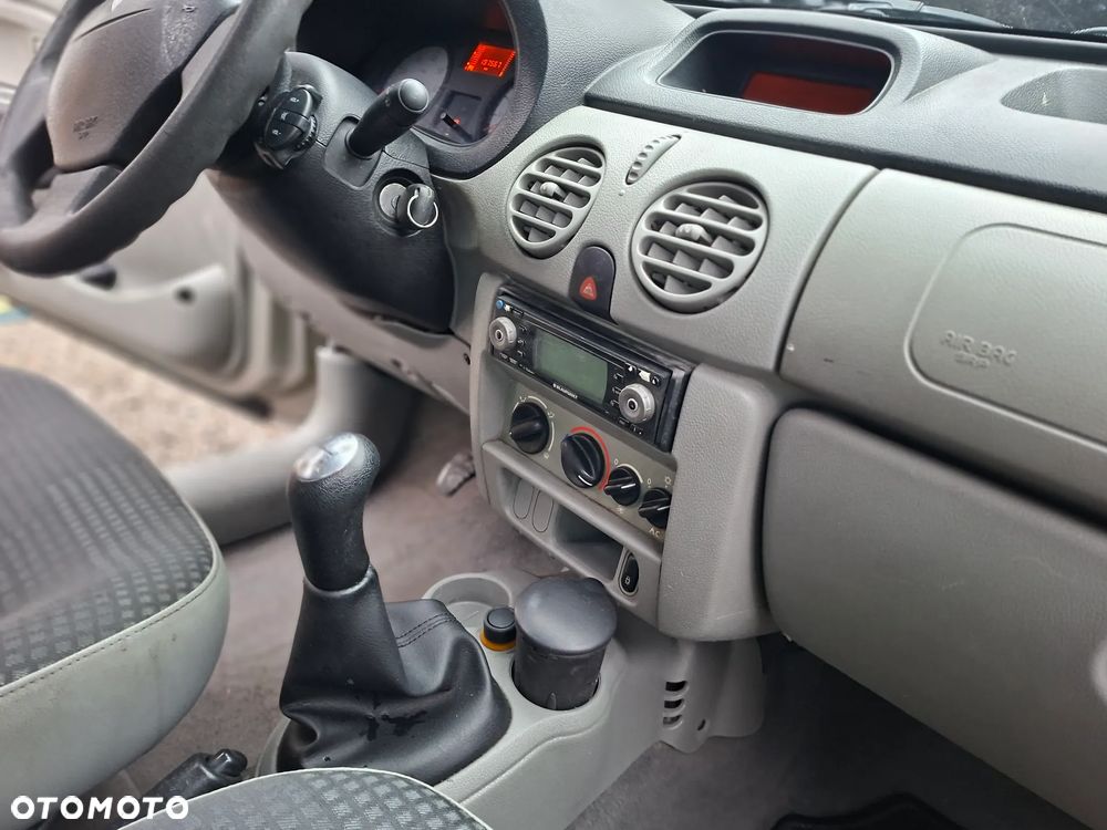 Renault Kangoo 1.5 dCi Edition Campus - 9