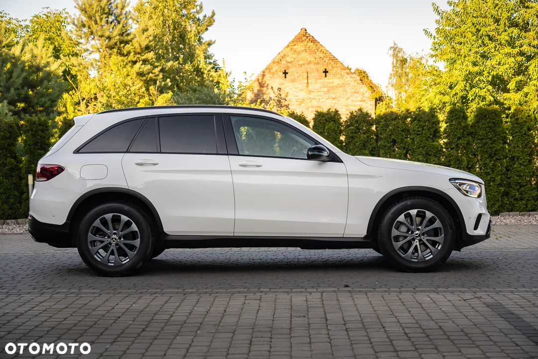 Mercedes-Benz GLC 220 d 4Matic 9G-TRONIC - 4