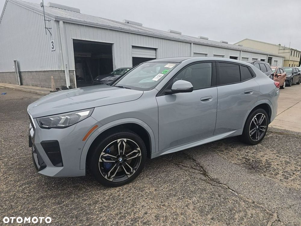 BMW X2