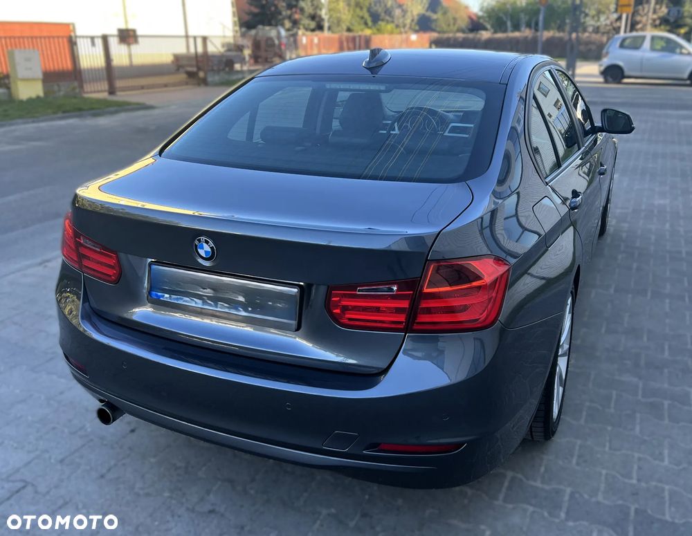 BMW Seria 3 316i - 18