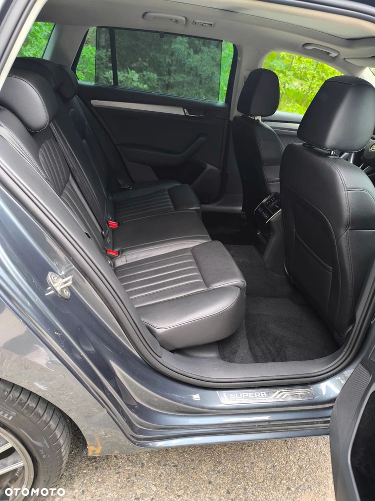 Skoda Superb 2.0 TDI Style - 20