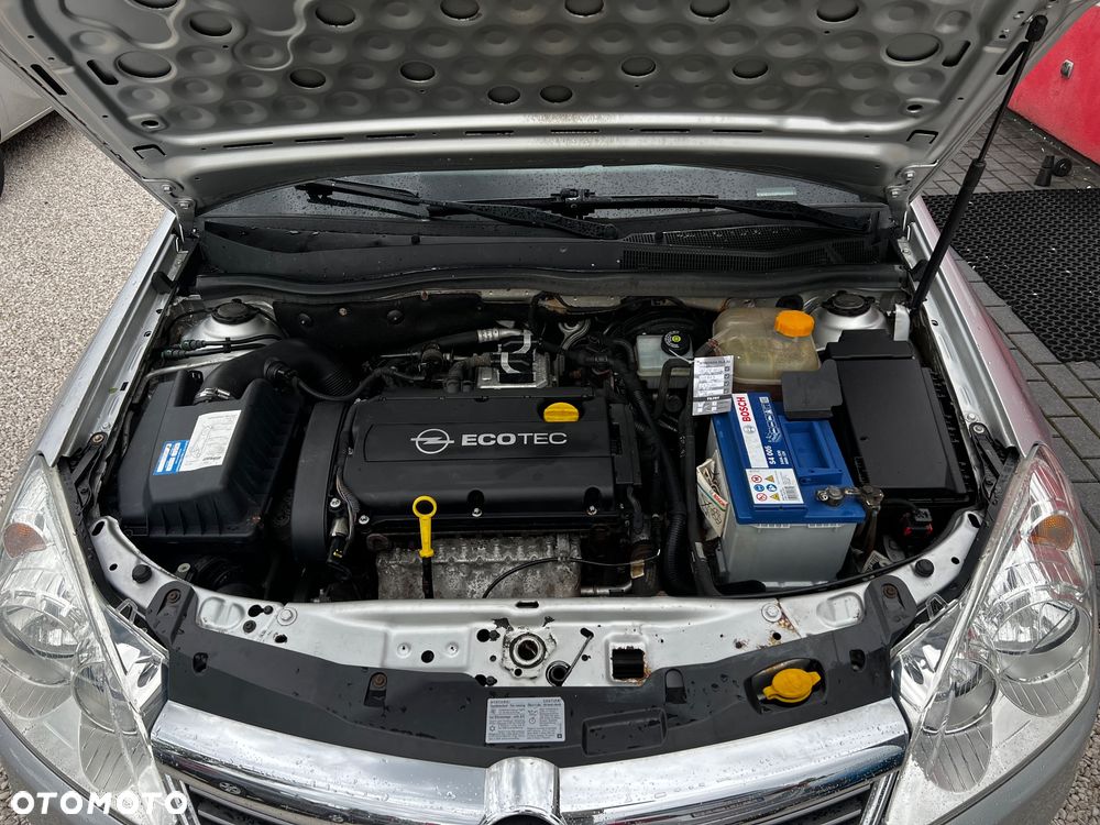 Opel Astra 1.6 Exklusiv - 34
