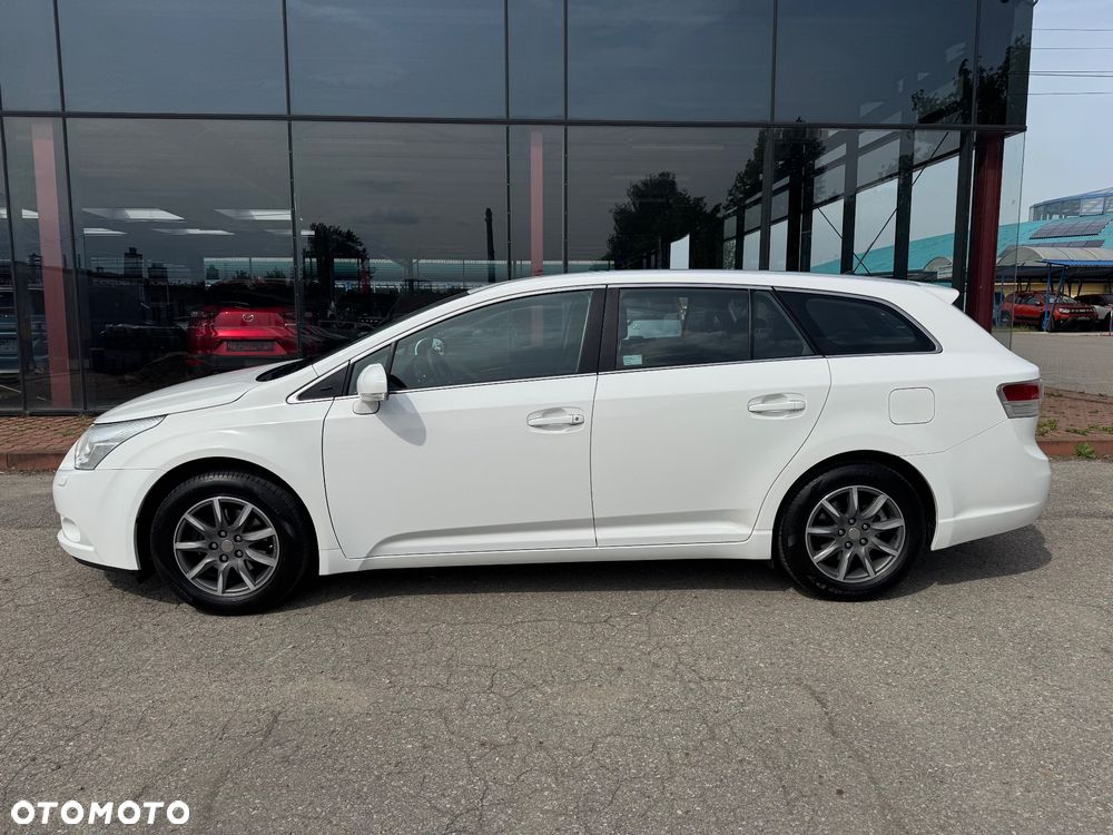 Toyota Avensis 1.8 Luna - 3