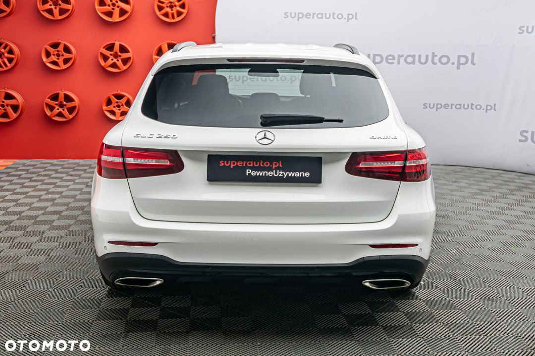Mercedes-Benz GLC 250 4-Matic - 5