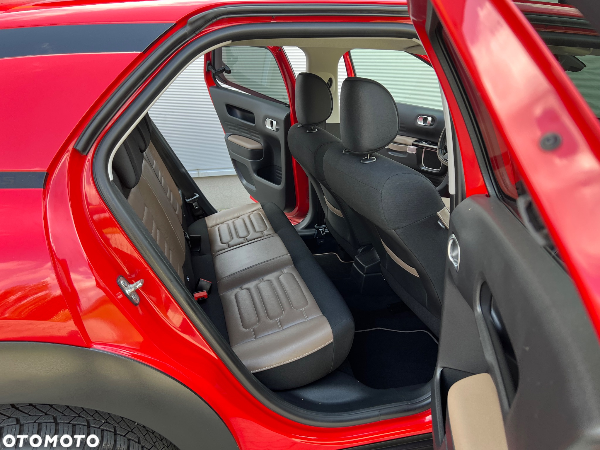 Citroën C4 Cactus 1.2 PureTech Shine Edition S&S ETG - 24