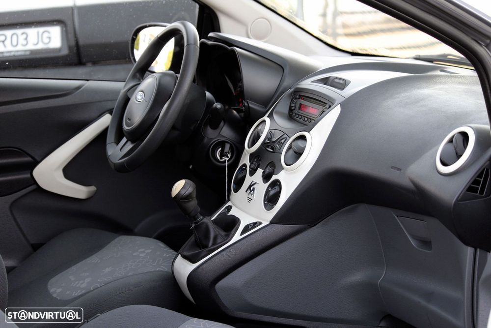 Ford KA 1.2 City - 14