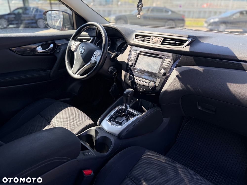 Nissan Qashqai 1.2 DIG-T N-Connecta Xtronic EU6 - 15