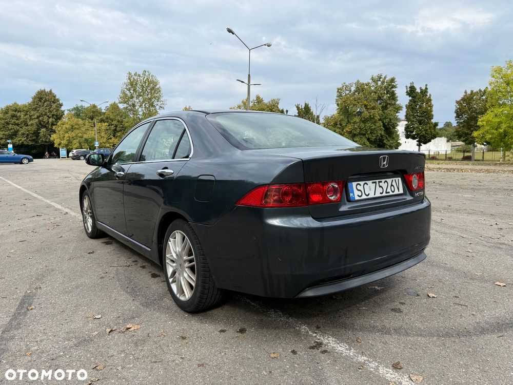 Honda Accord 2.2i-CTDi Executive - 6