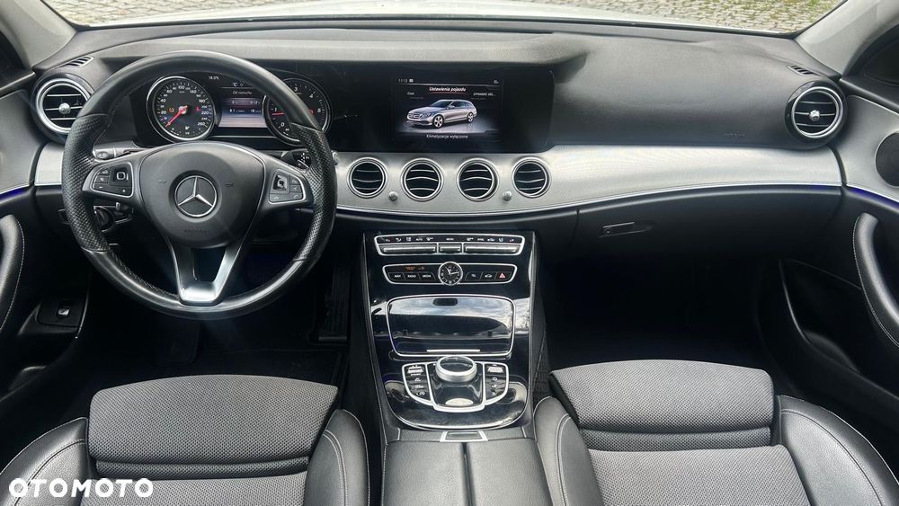 Mercedes-Benz Klasa E 220 d Business Edition 9G-TRONIC - 12