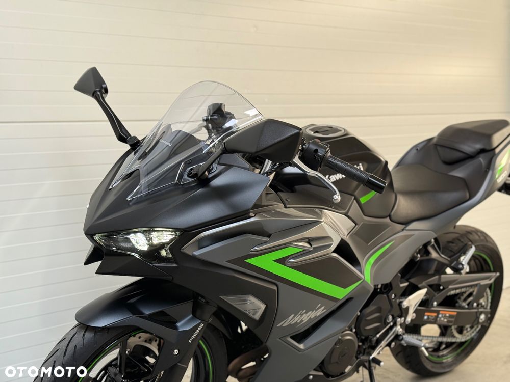 Kawasaki Ninja 500 - 22