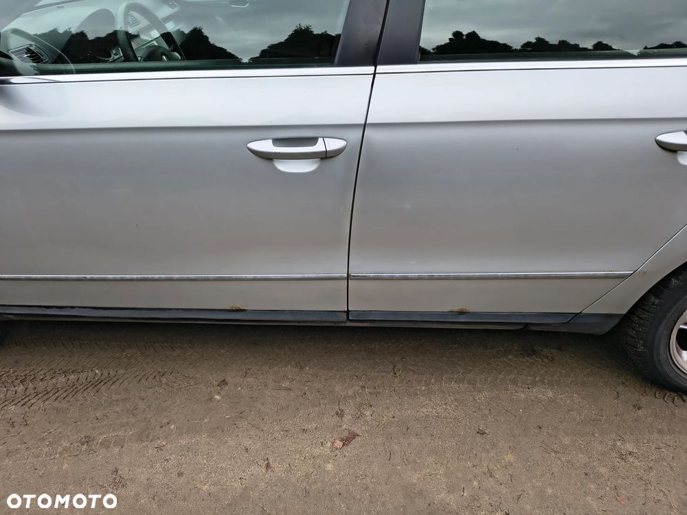 Volkswagen Passat - 8