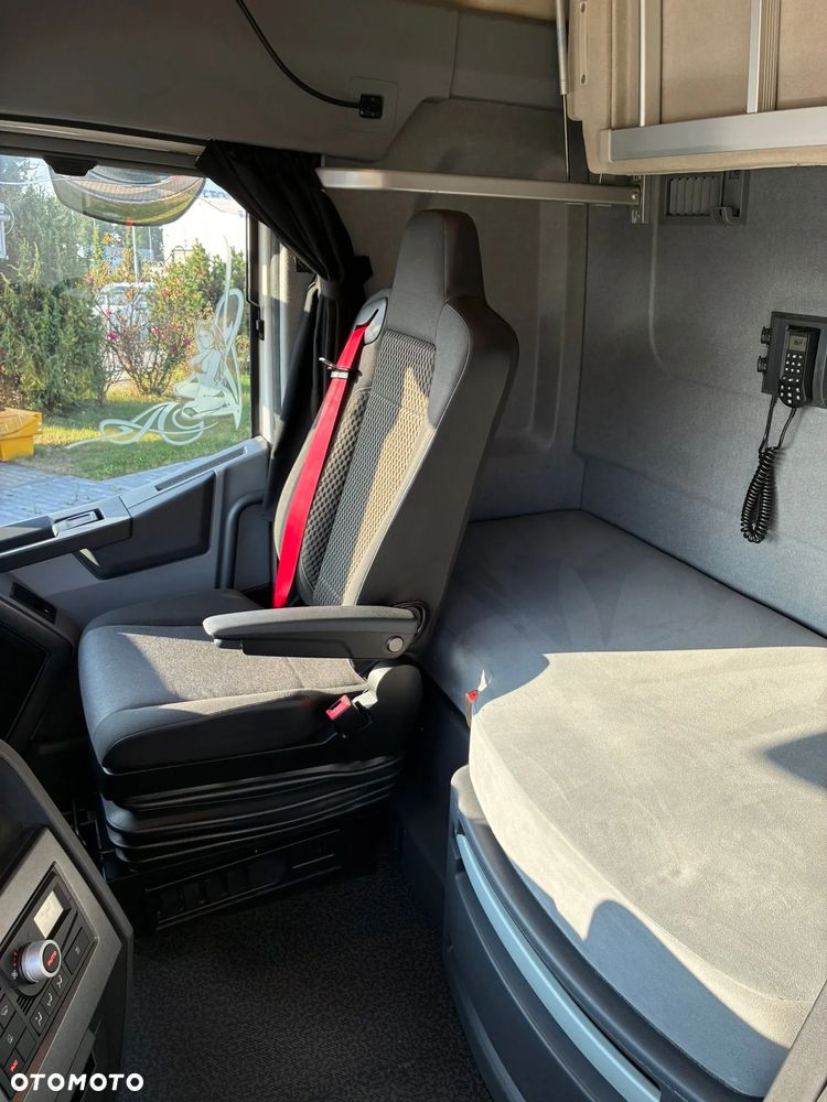 Renault T480 High Sleeper Cab X-LOW - 12