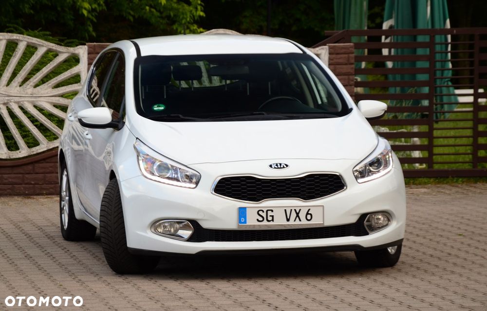 Kia Ceed - 6