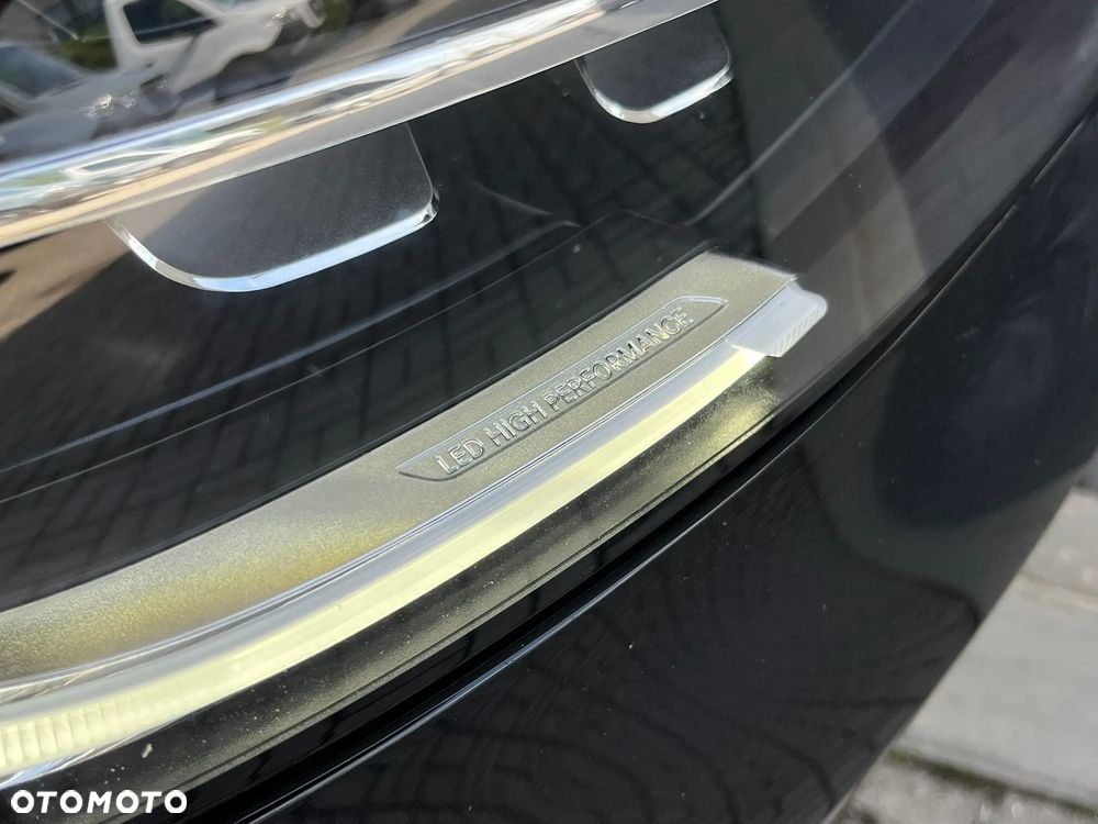 Mercedes-Benz GLC 300 e 4-Matic - 37