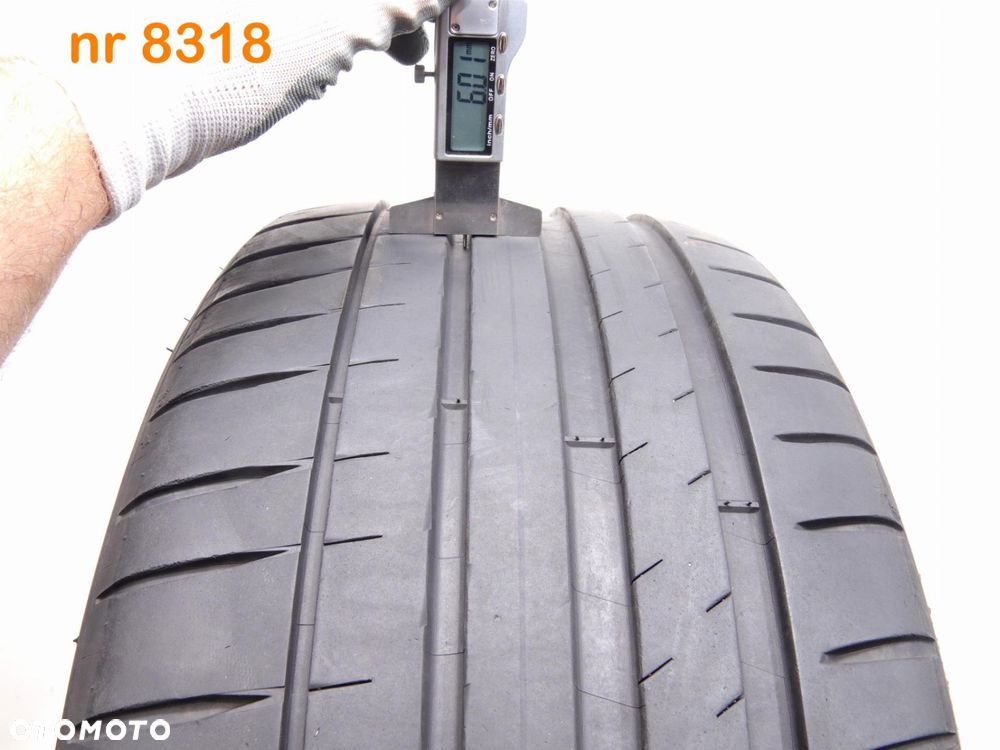 Michelin Pilot Sport 4 255/40 R19 - 2