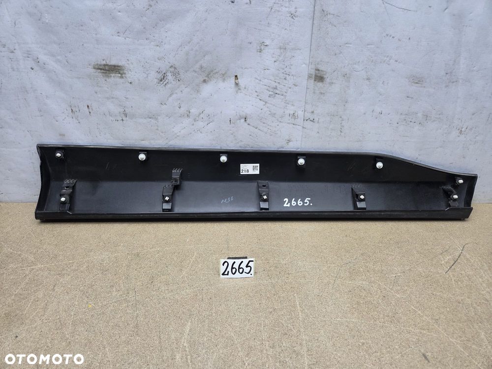 Toyota rav4 V od 19r 7507442050 listwa drzwi lewy przód - 2