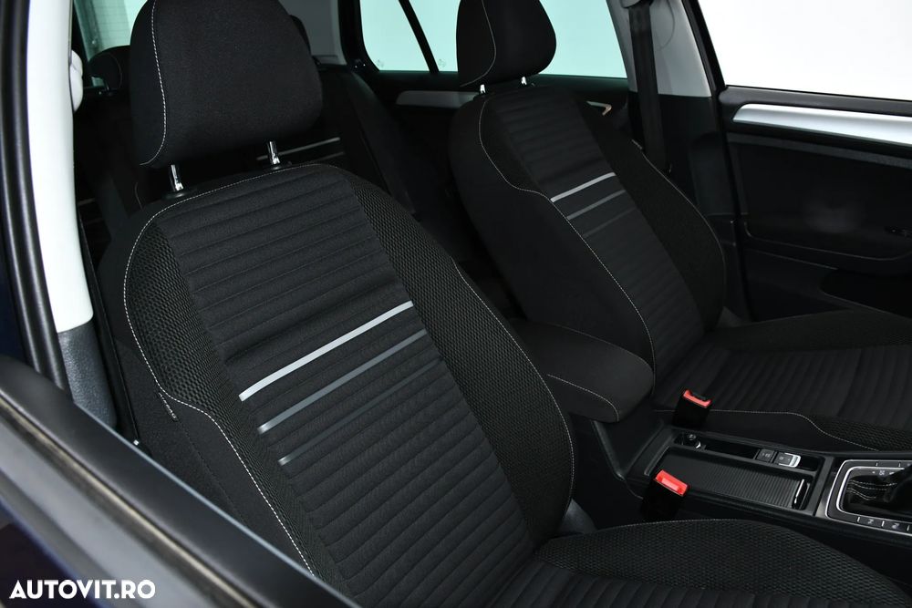 Volkswagen Golf 2.0 BlueTDI DSG Cup - 6