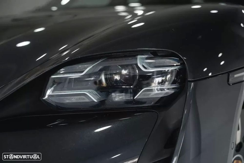 Porsche Taycan 4S — fotografia 7