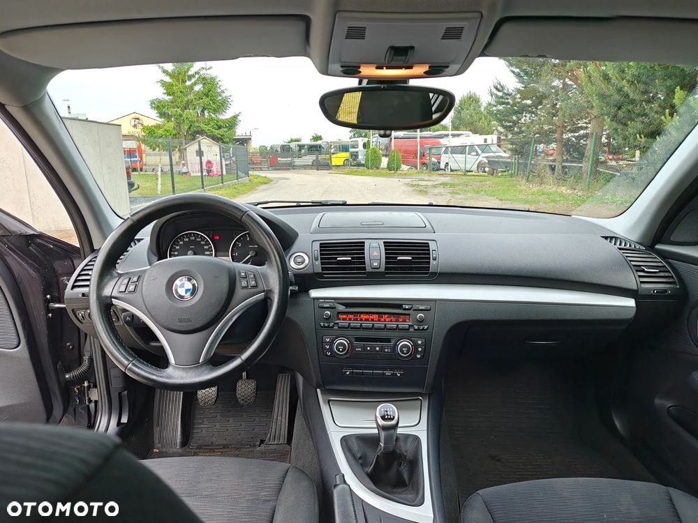 BMW Seria 1 116i - 7