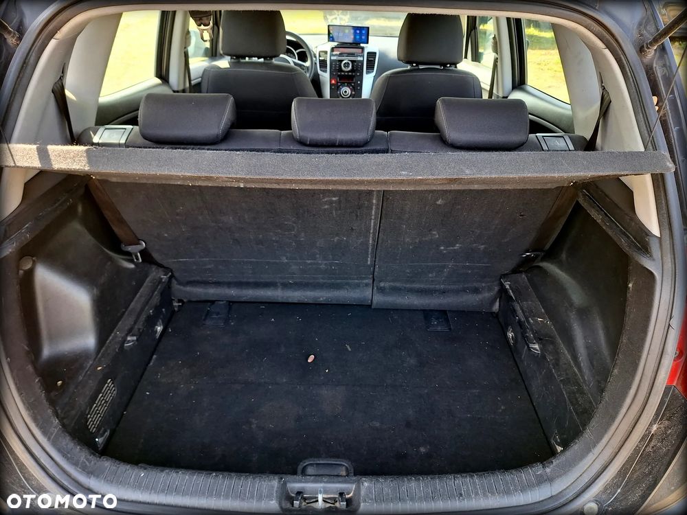 Kia Venga 1.6 L - 26