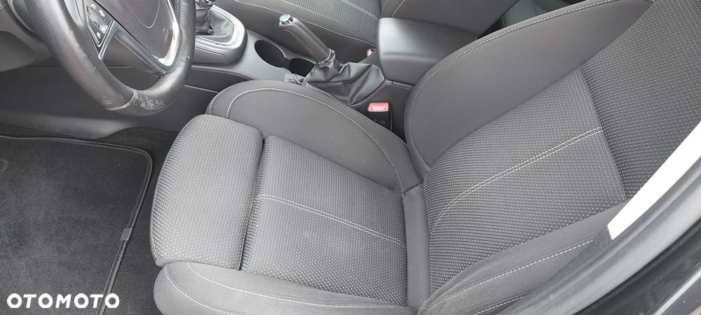 Opel Astra 1.4 Turbo Sport - 26