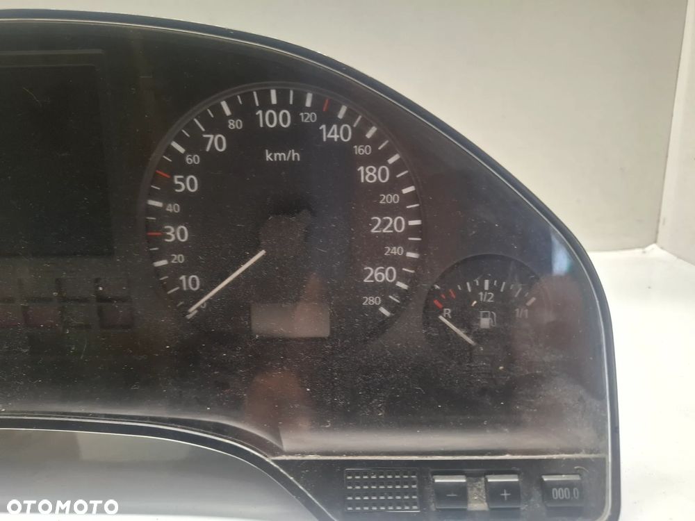 LICZNIK ZEGARY AUDI A8 D2 2.5TDI 4D0919033G SLASK WYSYLKA - 2