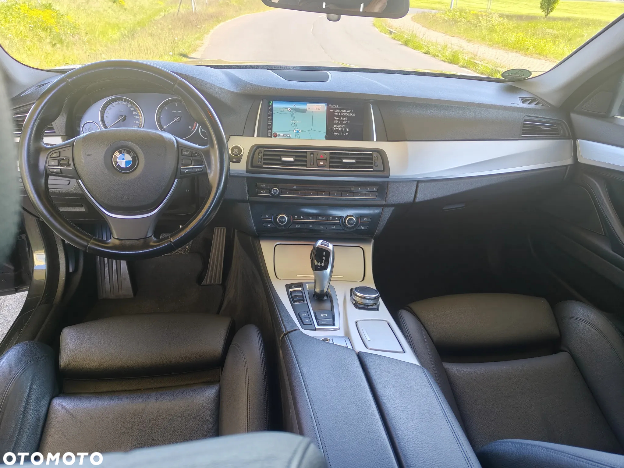 BMW Seria 5 520d xDrive Luxury Line - 10