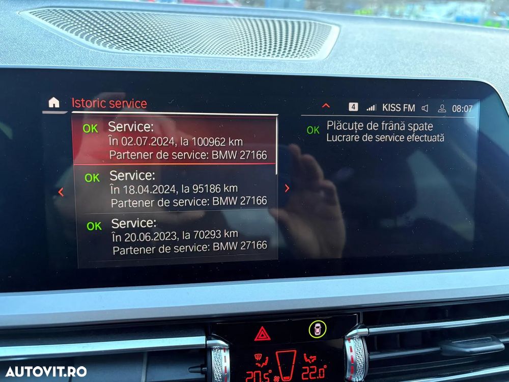 BMW Seria 3 318d Aut. Advantage - 28